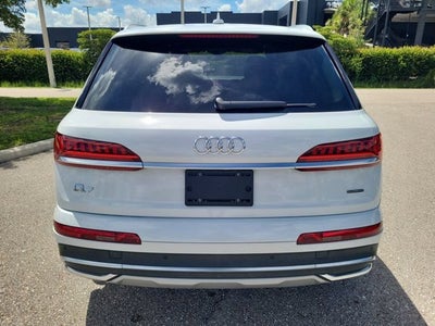 2023 Audi Q7 45 Premium
