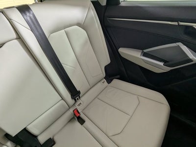 2024 Audi Q3 Premium 40 TFSI quattro
