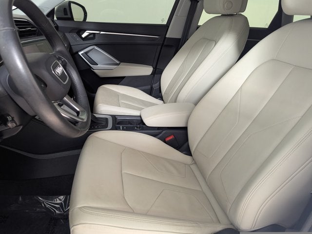 2024 Audi Q3 Premium 40 TFSI quattro