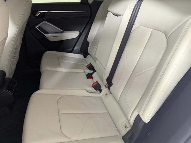 2024 Audi Q3 Premium 40 TFSI quattro