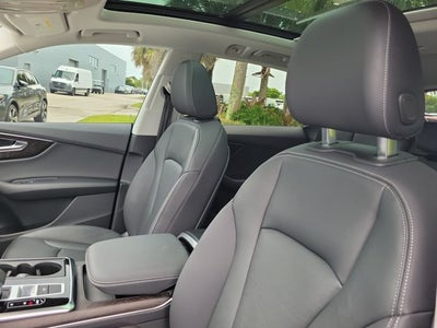 2023 Audi Q8 55 Premium
