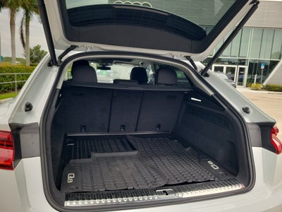 2023 Audi Q8 55 Premium