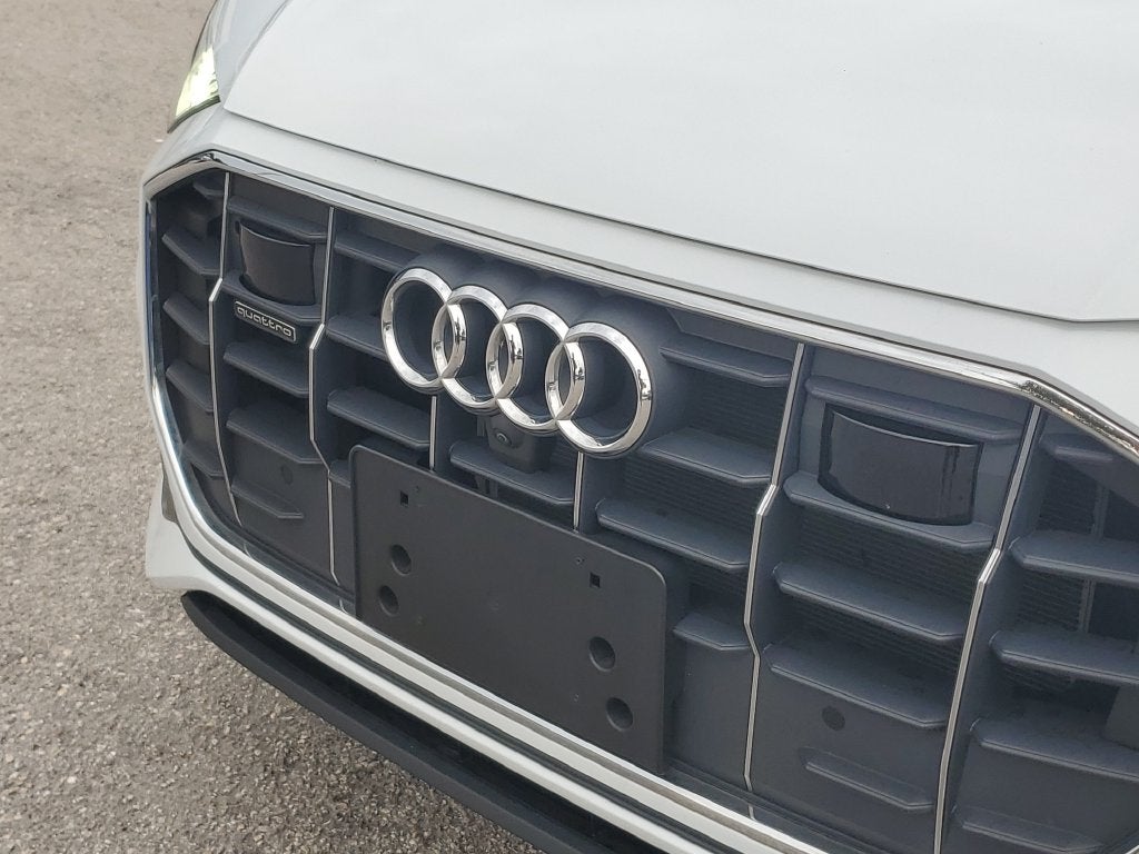 2023 Audi Q8 55 Premium quattro