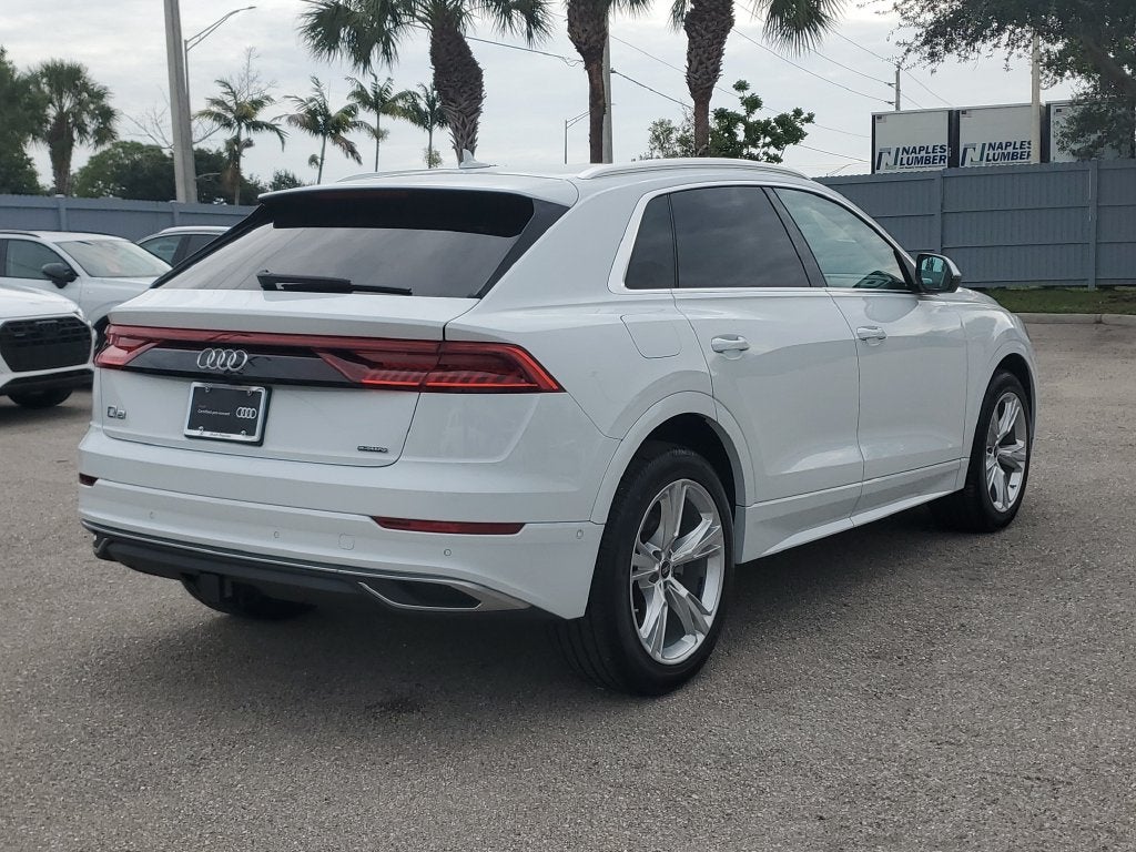 2023 Audi Q8 55 Premium quattro