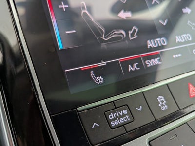 2023 Audi Q8 Premium 55 TFSI quattro