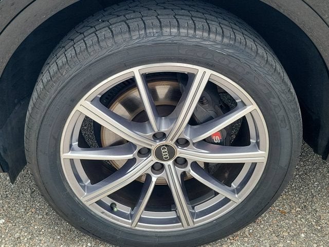 2022 Audi SQ5 Premium Plus