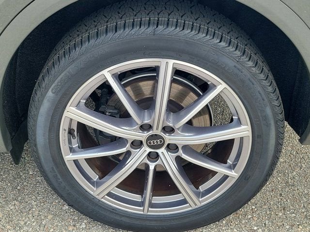 2023 Audi SQ5 Premium Plus