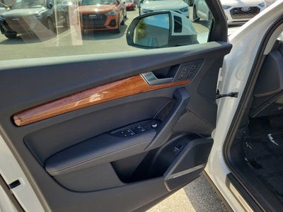 2023 Audi Q5 40 Premium Plus