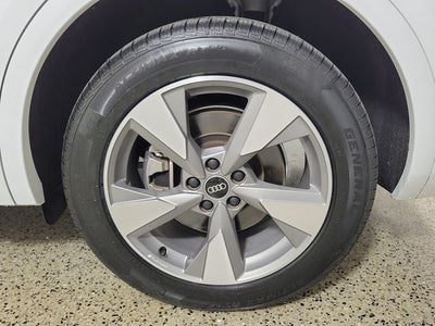 2023 Audi Q5 40 Premium Plus quattro