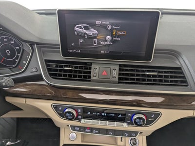 2019 Audi Q5 Premium Plus 45 TFSI quattro