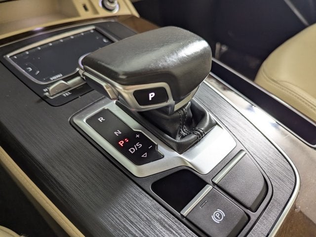 2020 Audi Q5 Premium Plus 45 TFSI quattro