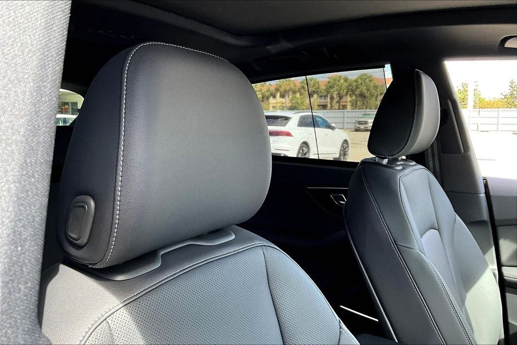 2025 Audi Q8 55 Premium Plus quattro