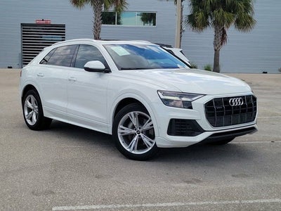 2022 Audi Q8 55 Premium Plus