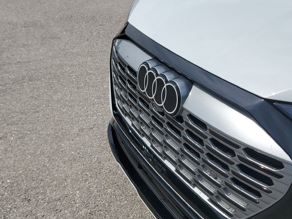 2024 Audi Q8 Sportback e-tron Premium Plus S line quattro