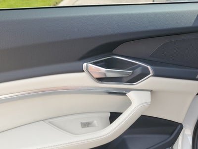 2024 Audi Q8 Sportback e-tron Premium Plus S line quattro