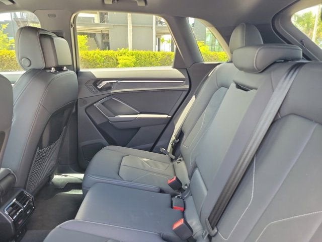 2025 Audi Q3 Premium