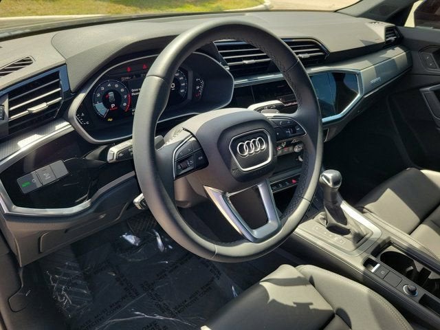 2025 Audi Q3 Premium