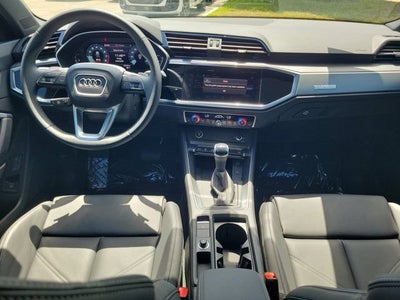 2025 Audi Q3 Premium