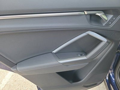 2025 Audi Q3 Premium