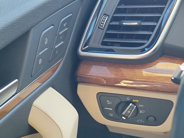 2024 Audi Q5 e 55 Premium Plus