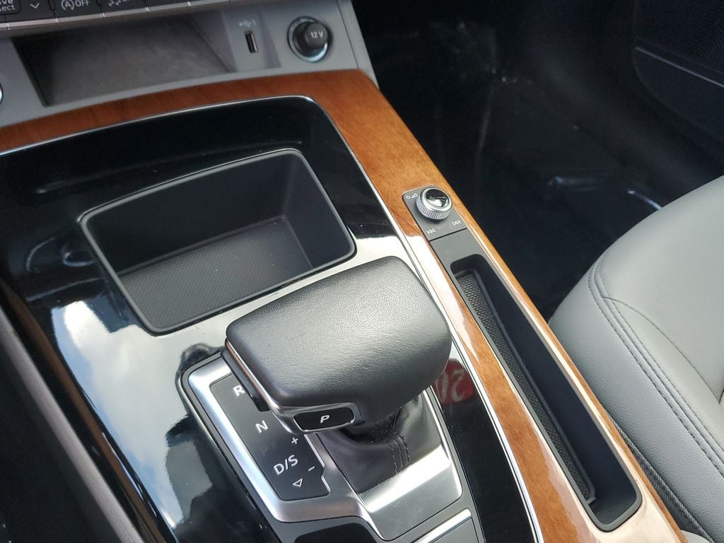 2023 Audi Q5 45 S line Premium quattro