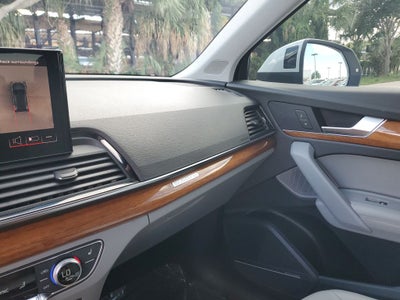 2023 Audi Q5 45 S line Premium quattro