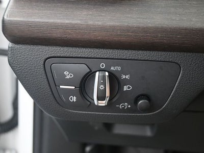 2024 Audi Q5 45 S line Premium quattro