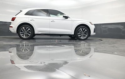 2024 Audi Q5 45 S line Premium quattro