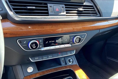 2022 Audi Q5 45 S line Premium Plus quattro