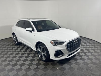 2021 Audi Q3 S line Premium Plus