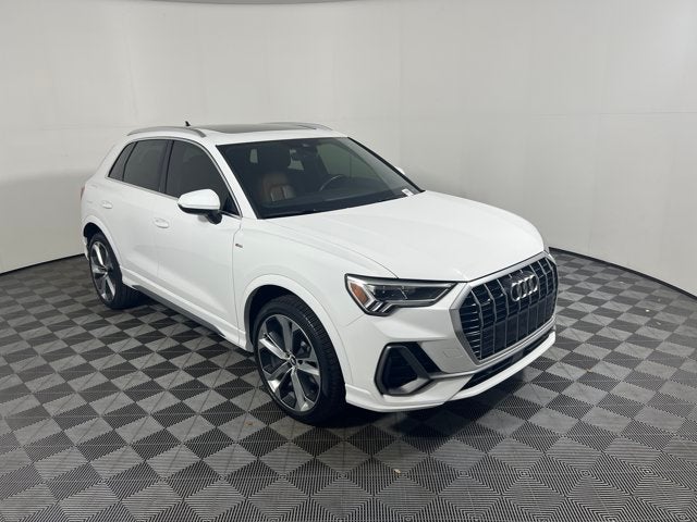 2021 Audi Q3 S line Premium Plus