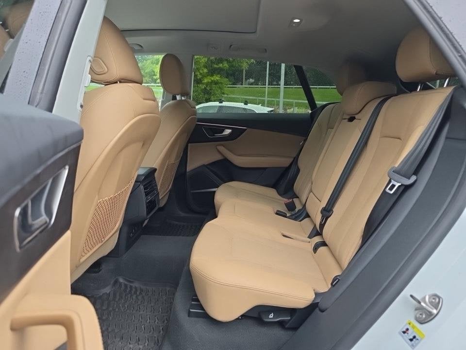 2023 Audi Q8 55 Premium Plus quattro