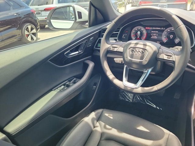 2023 Audi Q8 55 Premium Plus