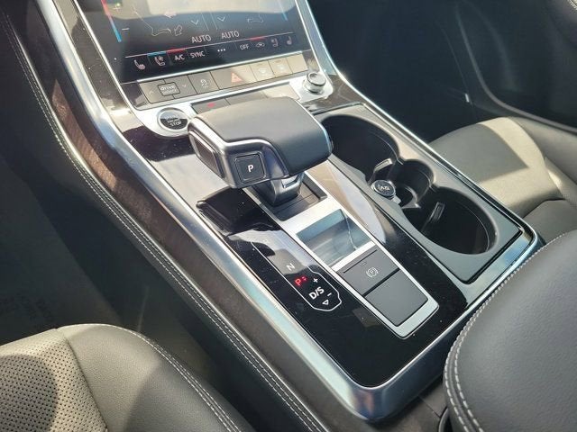 2023 Audi Q8 55 Premium Plus