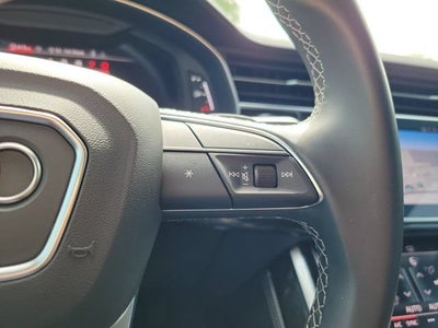 2025 Audi Q8 55 Premium Plus