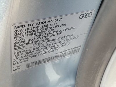 2025 Audi Q8 55 Premium Plus