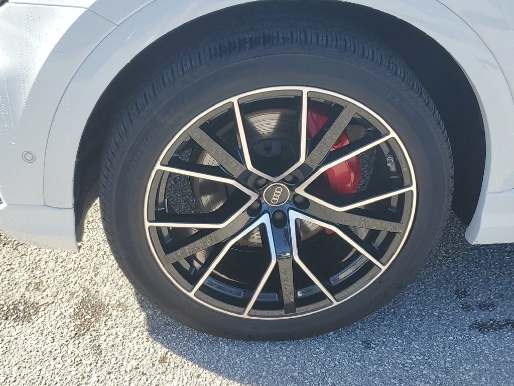2023 Audi Q8 55 Premium Plus quattro