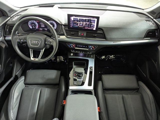 2025 Audi Q5 S line Prestige 45 TFSI quattro