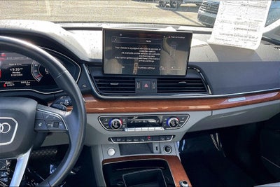 2023 Audi Q5 45 S line Prestige quattro
