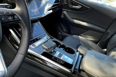 2025 Audi Q8 55 Prestige quattro
