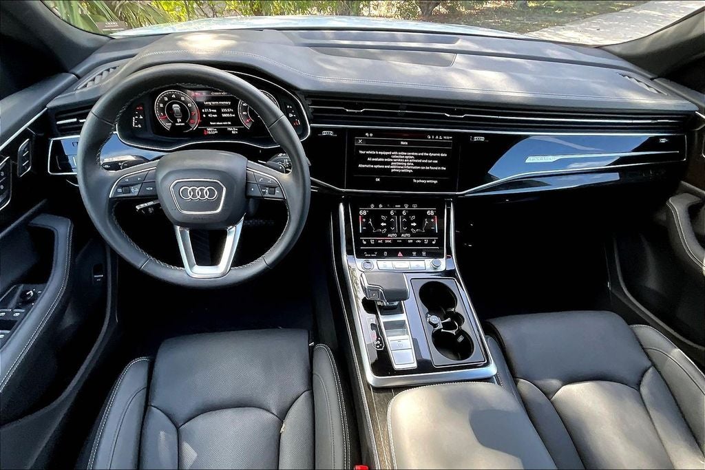 2025 Audi Q8 55 Prestige quattro
