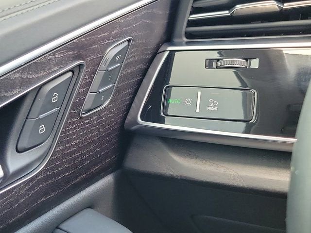 2023 Audi Q8 55 Prestige