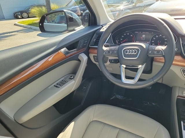 2023 Audi Q5 45 S line Premium