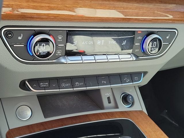 2023 Audi Q5 45 S line Premium