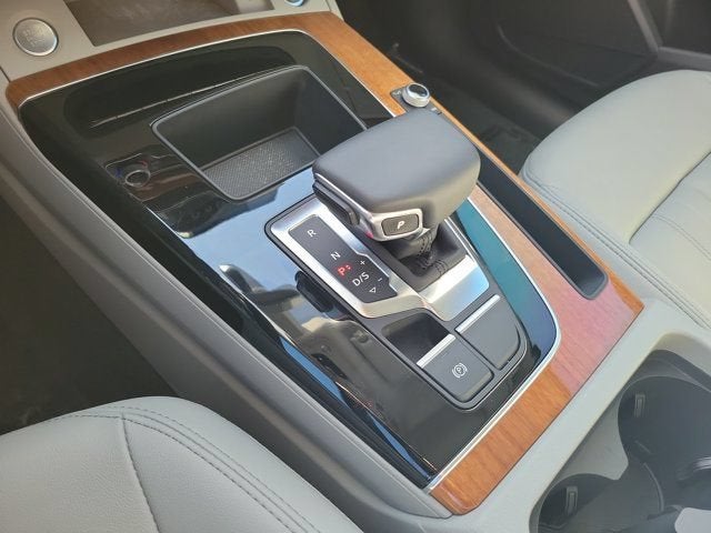 2023 Audi Q5 45 S line Premium