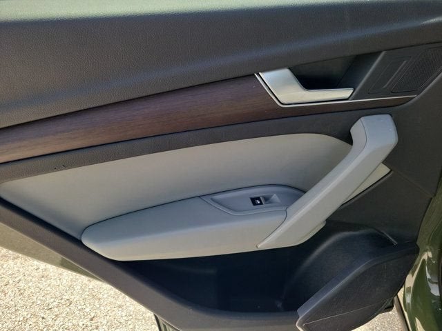 2024 Audi Q5 45 S line Premium