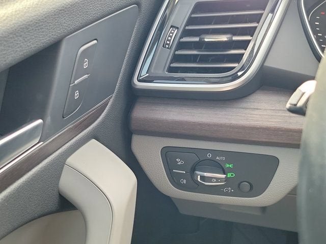 2024 Audi Q5 45 S line Premium