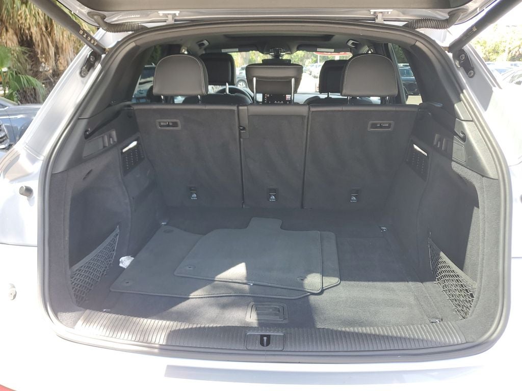 2025 Audi Q5 45 S line Premium quattro