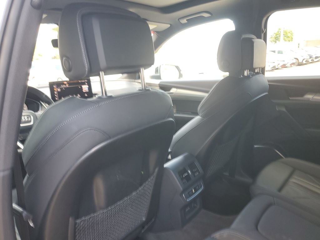 2025 Audi Q5 45 S line Premium quattro