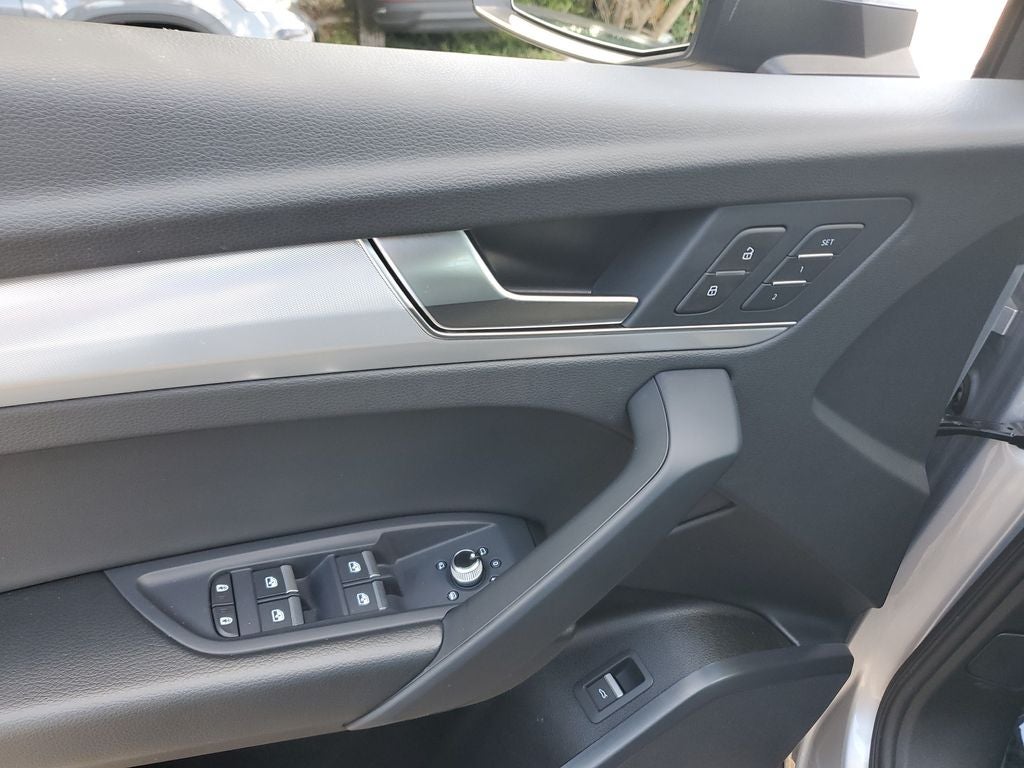 2025 Audi Q5 45 S line Premium quattro